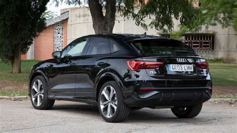 audi q3 sportback s line 35